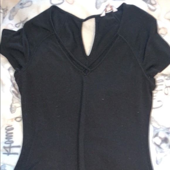 black shirts - Picture 2 of 3